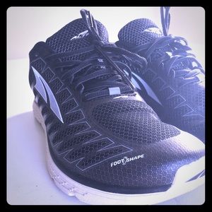 Altra zero drop trail running shoes